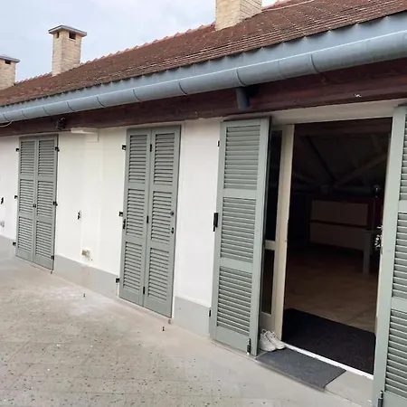 Apartment Central, Big Terrace, Near River