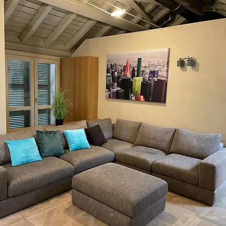 Central, Big Terrace, Near River Apartamento *