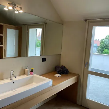 Apartment Central, Big Terrace, Near River *