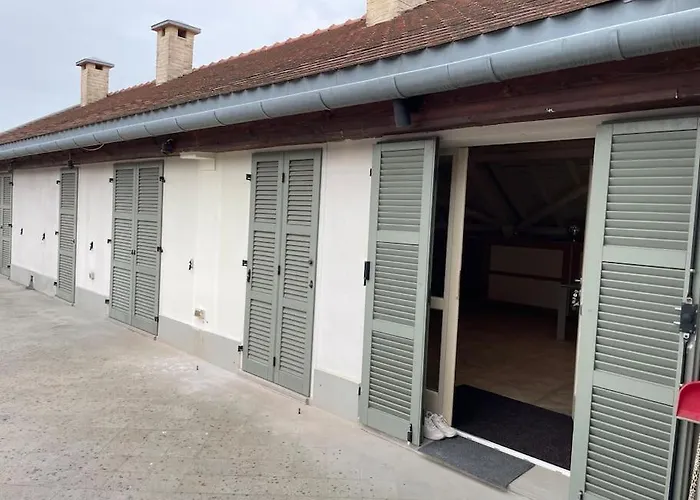 Apartment Central, Big Terrace, Near River